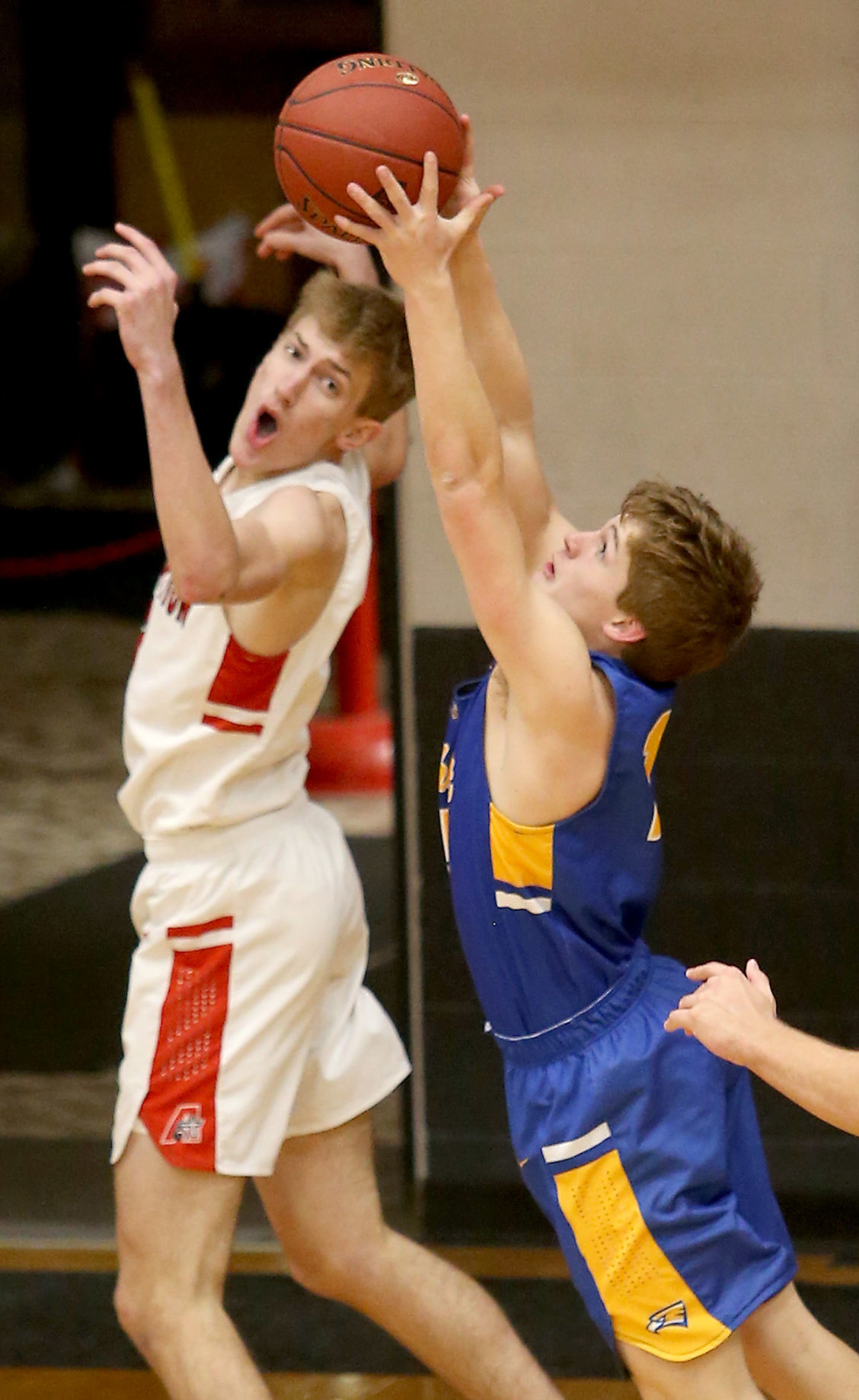 112918-Assumption-Basketball-007